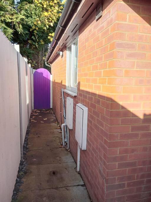 Cosy Bungalow In A Handy Location Market Harborough Exterior foto